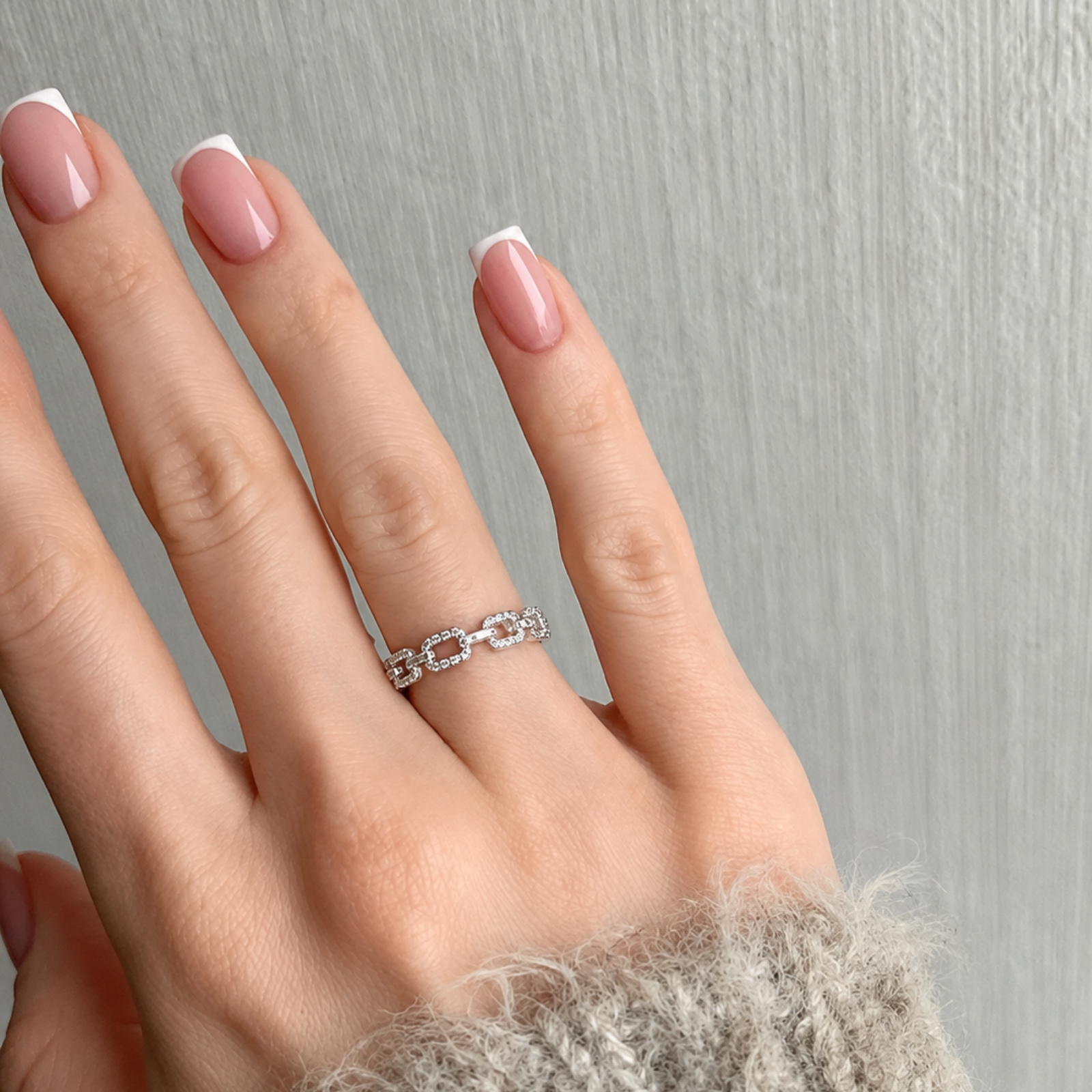 Moissanite Chain Link Ring – S925 Sterling Silver