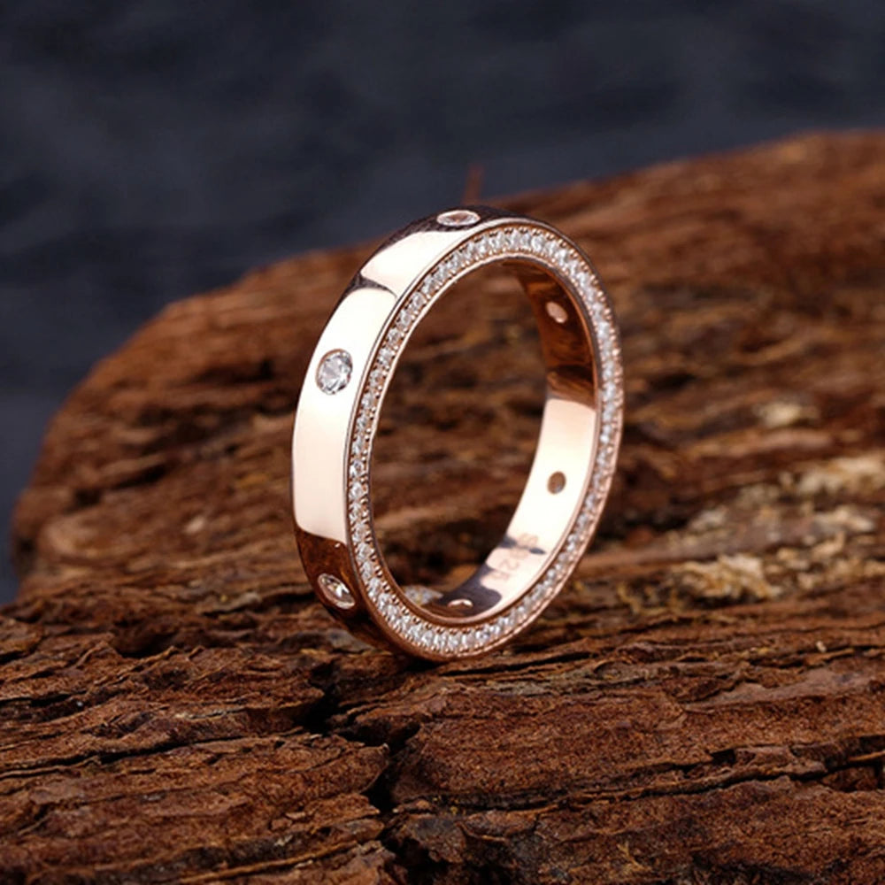 Brilliant Moissanite Solitaire Ring in S925 Silver